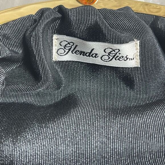 Glenda Gies mini Satchel black,ivory ,pink & gold fabr black strap gold frame. - Picture 14 of 16